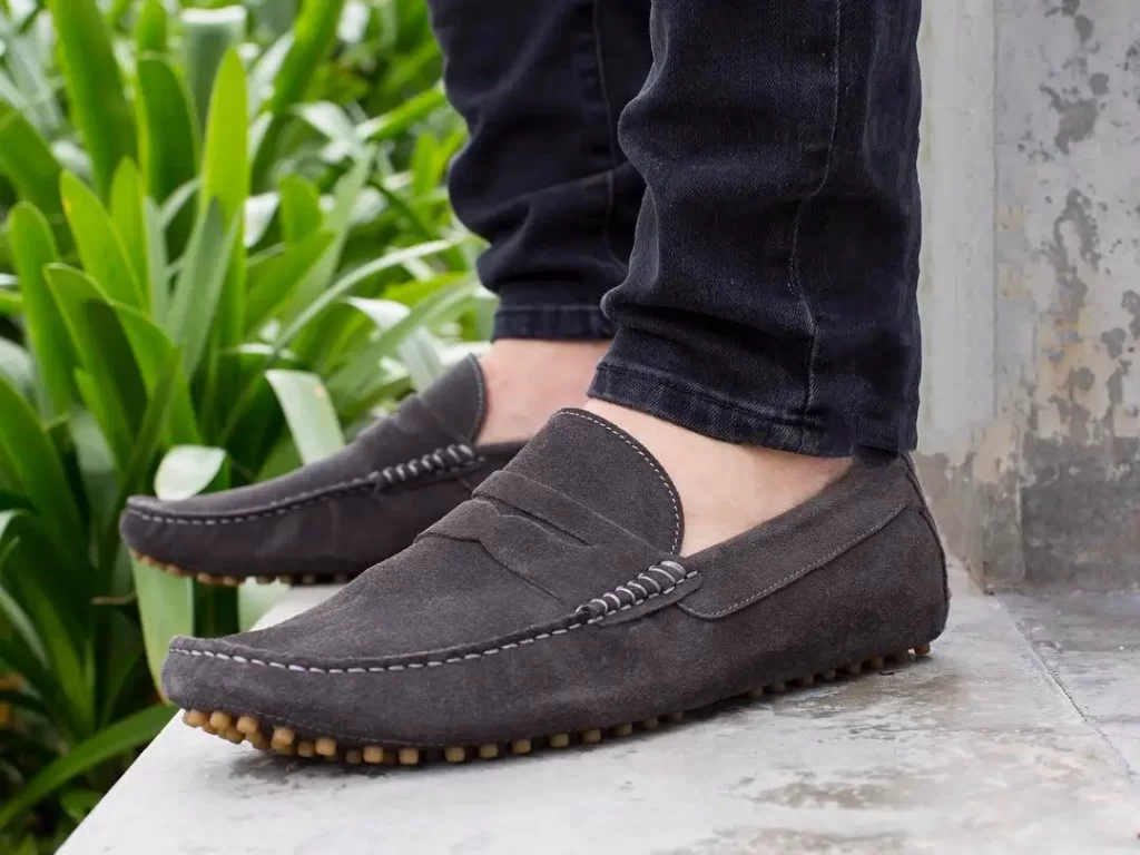 Men shoes best selling product on Amazon in Pakistan