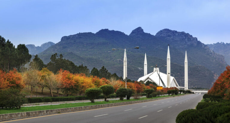 Popular Tourist Places In Pakistan
