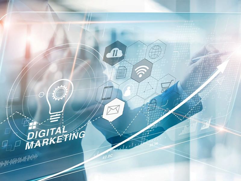 DIGITAL MARKETING ADVANTAGES AND CHALLENGES