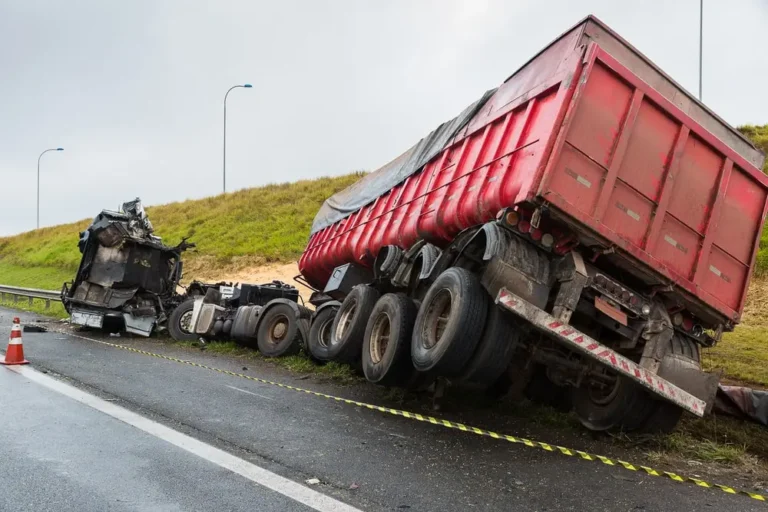 Charlotte truck accident lawyer