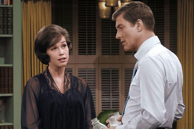 Dick Van Dyke Recalls Mary Tyler Moore
