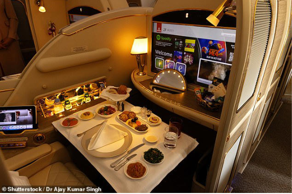 today-fly-travel-era