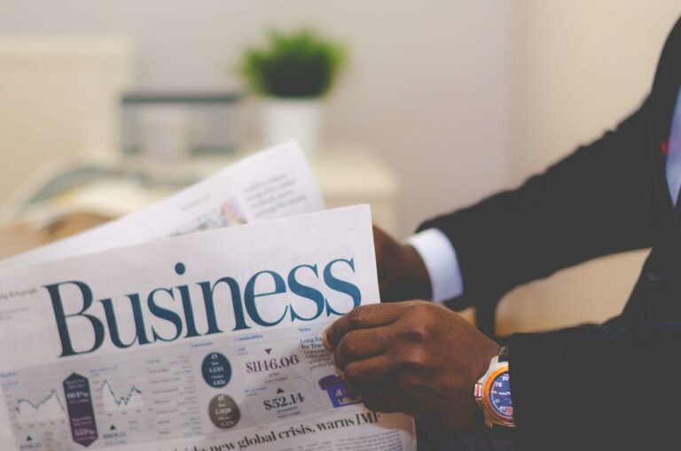 business news today headlines in english
