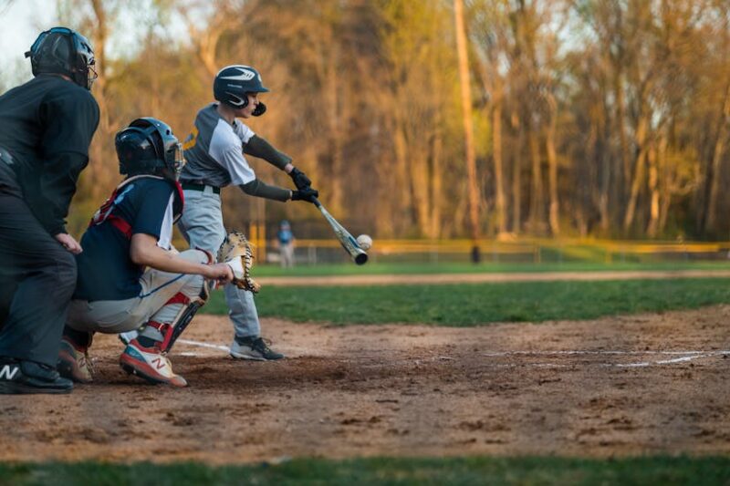 The Road to 700 and the History of the Home Run Kings