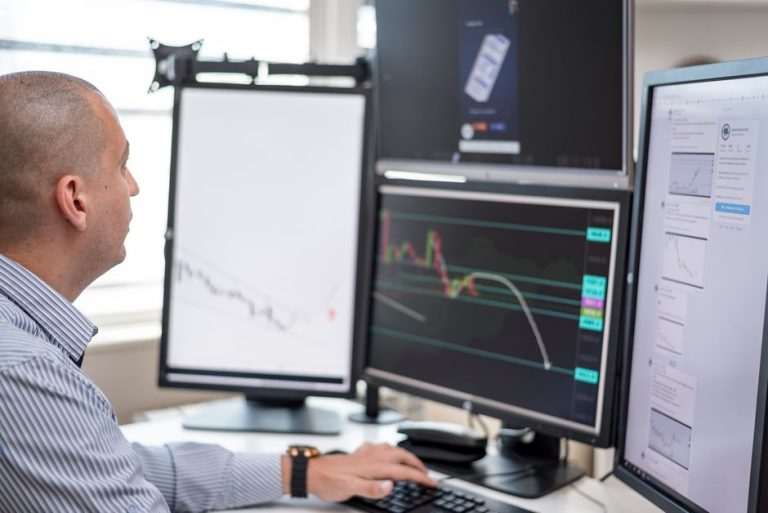 online stock brokers