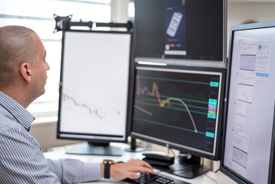 online stock brokers